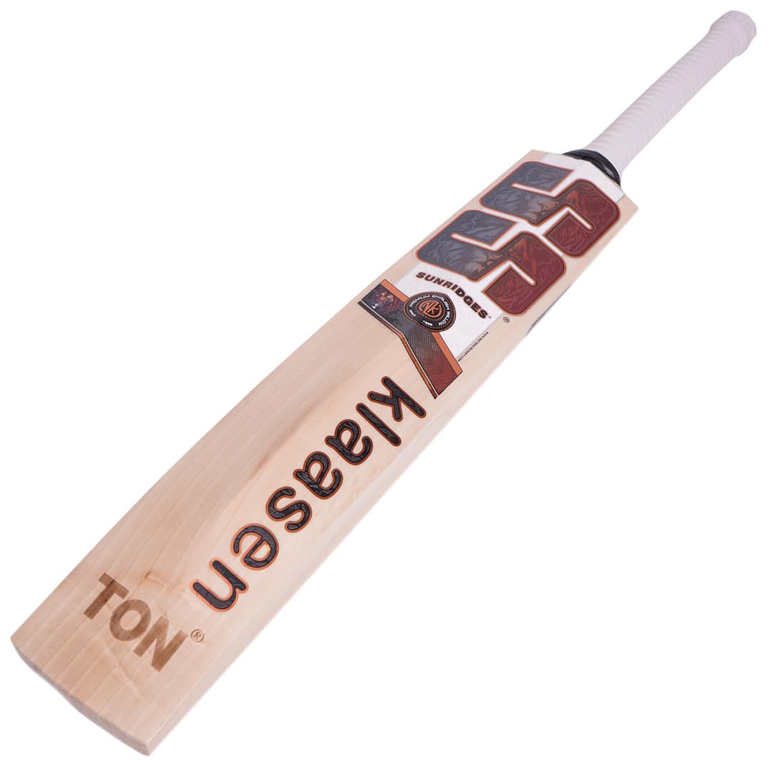 SS Heinrich Klaasen Players Grade is the signature english willow cricket bat, australia free shipping, handle and grip close up